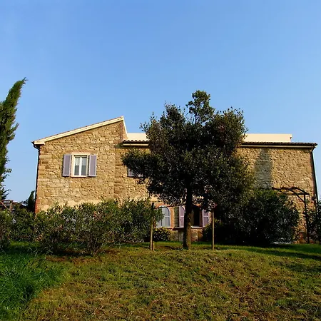 Alloggio per agriturismo Poggio Della Quercia *